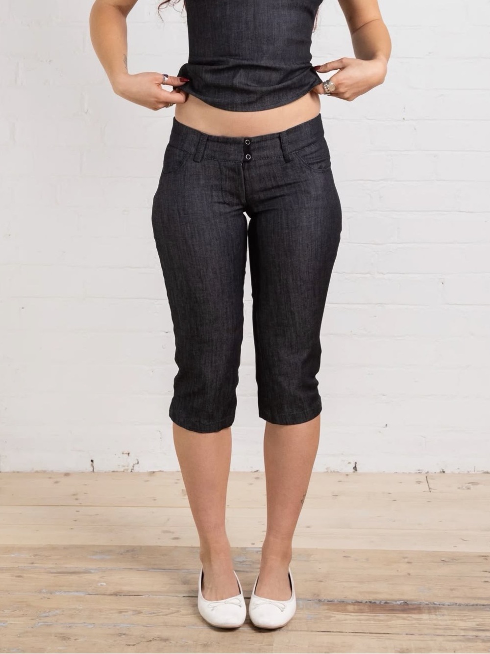 Vintage 2000s Tailored Indigo Denim Capris